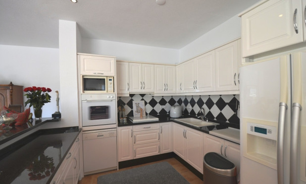 Odsprzedaż - Villa - Altea