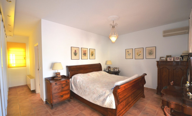 Odsprzedaż - Villa - Altea