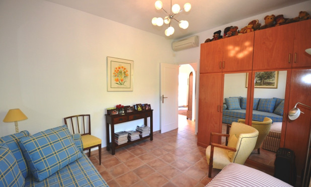 Odsprzedaż - Villa - Altea