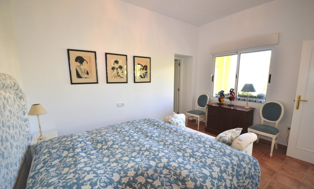 Odsprzedaż - Villa - Altea