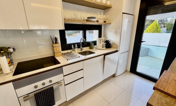 Odsprzedaż - Villa - Ciudad Quesada