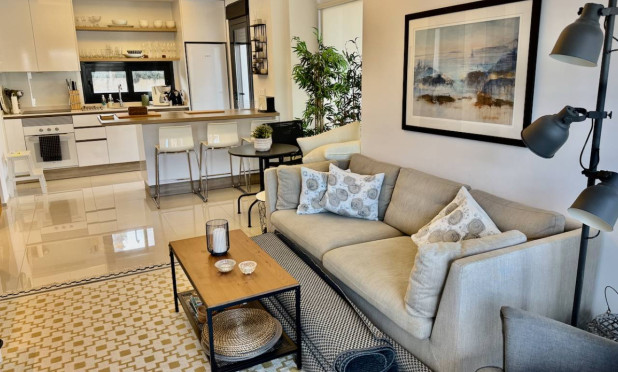 Odsprzedaż - Villa - Ciudad Quesada