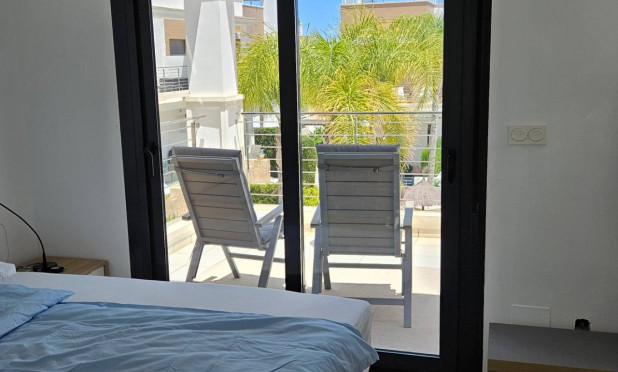 Odsprzedaż - Villa - Ciudad Quesada