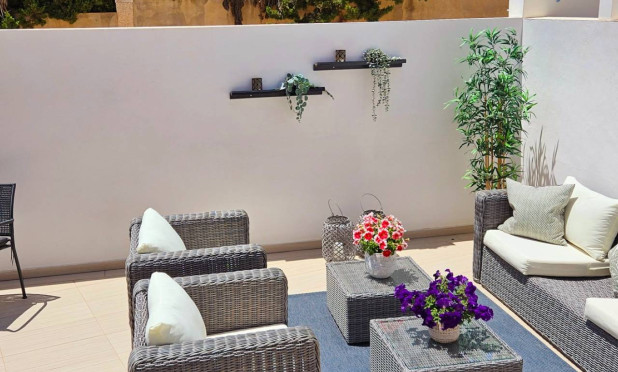 Odsprzedaż - Villa - Ciudad Quesada