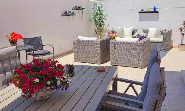 Odsprzedaż - Villa - Ciudad Quesada