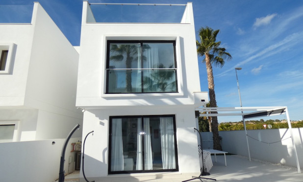 Resale - Villa - Ciudad Quesada