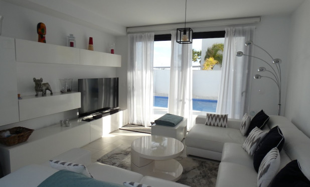 Resale - Villa - Ciudad Quesada