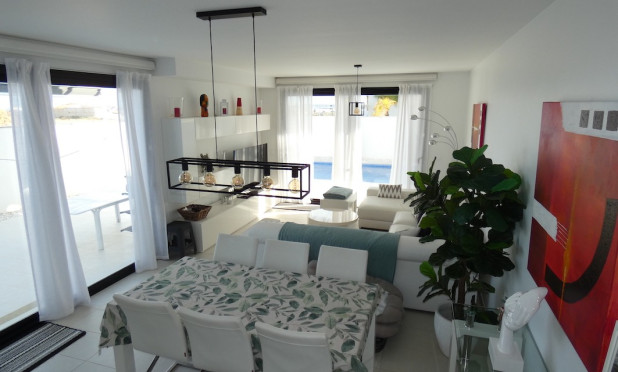 Resale - Villa - Ciudad Quesada