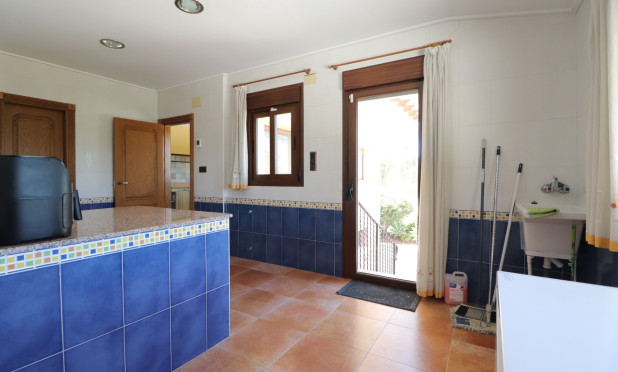 Resale - Finca / Country Property - Callosa de Segura - Callosa de Segura - Country