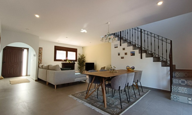 Herverkoop - Villa - Pinar de Campoverde