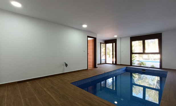 Herverkoop - Villa - Pinar de Campoverde