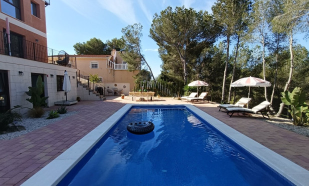 Herverkoop - Villa - Pinar de Campoverde