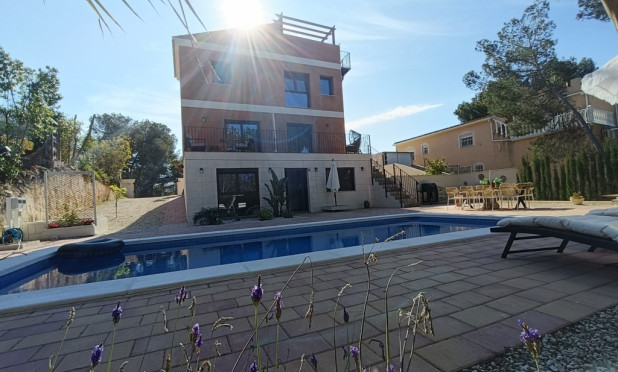 Herverkoop - Villa - Pinar de Campoverde