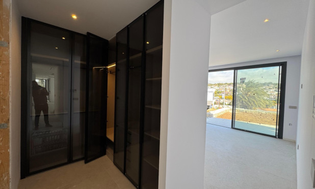 Resale - Villa - Benissa
