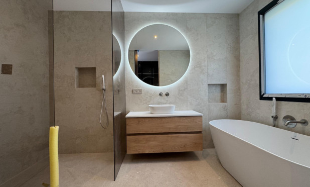 Resale - Villa - Benissa