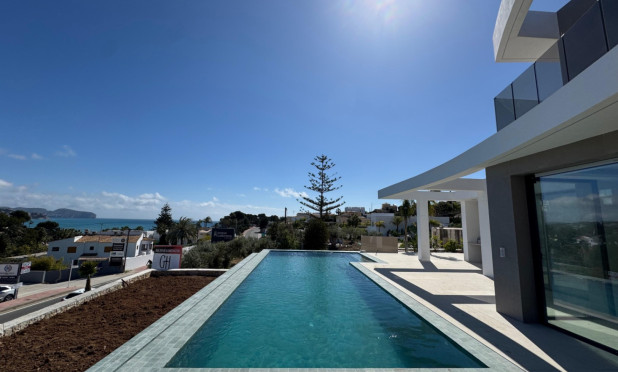 Resale - Villa - Benissa