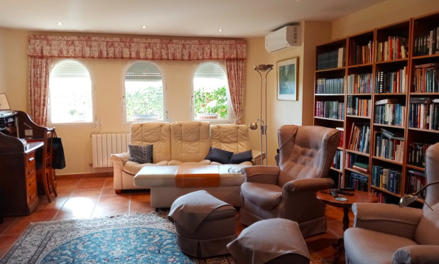 Resale - Villa - L'alfas Del Pi - Alfas del Pí