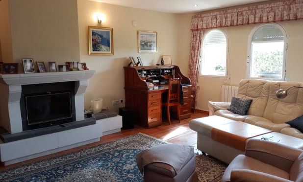 Resale - Villa - L'alfas Del Pi - Alfas del Pí