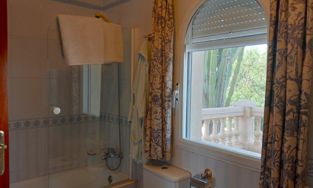 Resale - Villa - L'alfas Del Pi - Alfas del Pí