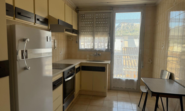 Resale - Apartment / flat - Pego