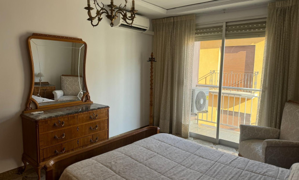 Resale - Apartment / flat - Pego