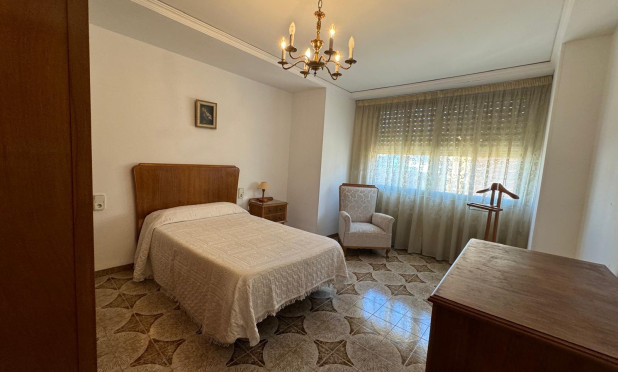Resale - Apartment / flat - Pego