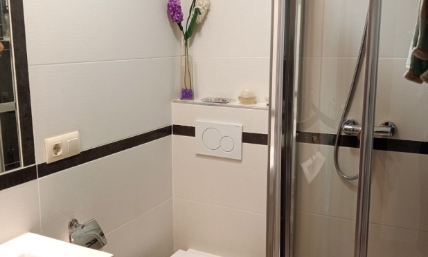 Odsprzedaż - Mieszkanie w bloku - Villajoyosa