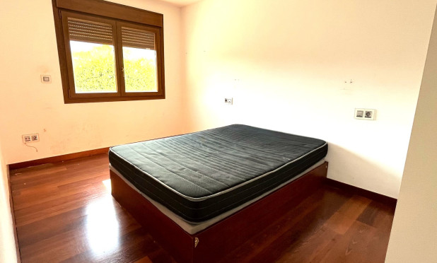 Wiederverkauf - Villa - La Nucía