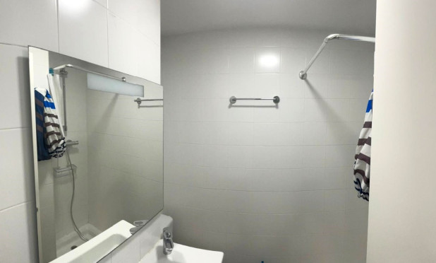 Reventa - Apartamento / piso - Villajoyosa - Cala de Villajoyosa