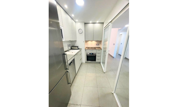 Reventa - Apartamento / piso - Villajoyosa - Cala de Villajoyosa
