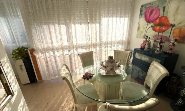 Resale - Apartment / flat - Villajoyosa - Cala de Villajoyosa