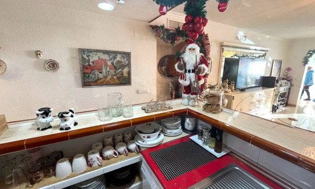 Resale - Apartment / flat - Villajoyosa - Cala de Villajoyosa