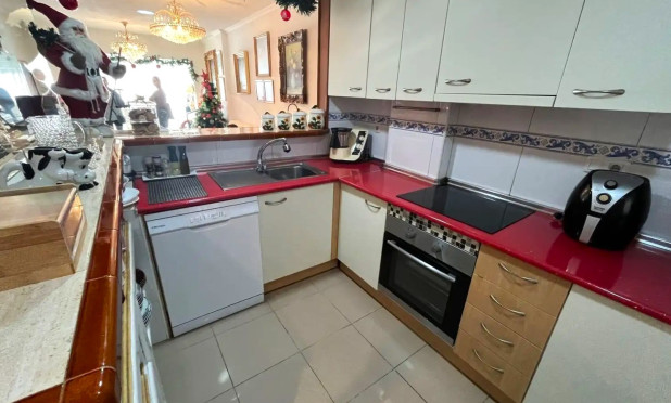 Resale - Apartment / flat - Villajoyosa - Cala de Villajoyosa