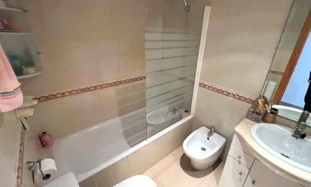 Resale - Apartment / flat - Villajoyosa - Cala de Villajoyosa