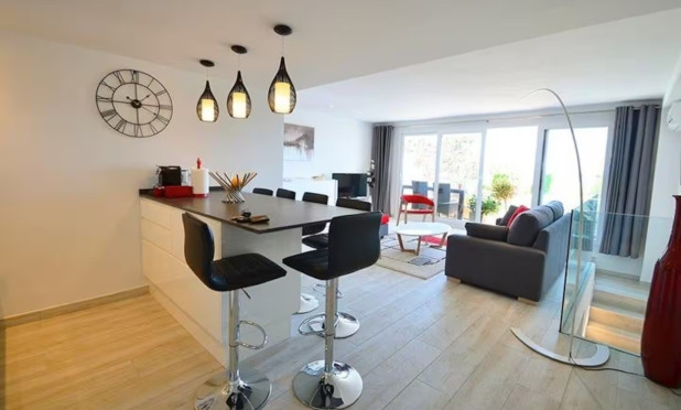 Herverkoop - Herenhuis - Altea