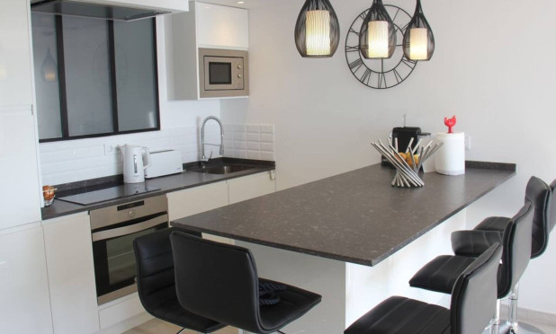 Herverkoop - Herenhuis - Altea