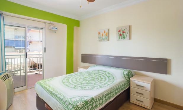 Resale - Apartment / flat - Denia - Les Marines - Las Marinas