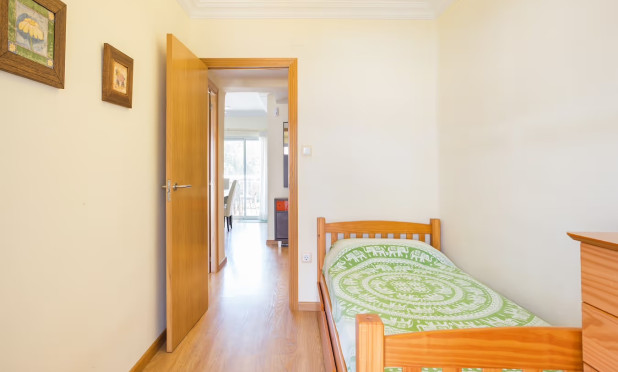 Resale - Apartment / flat - Denia - Les Marines - Las Marinas