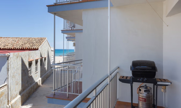 Resale - Apartment / flat - Denia - Les Marines - Las Marinas