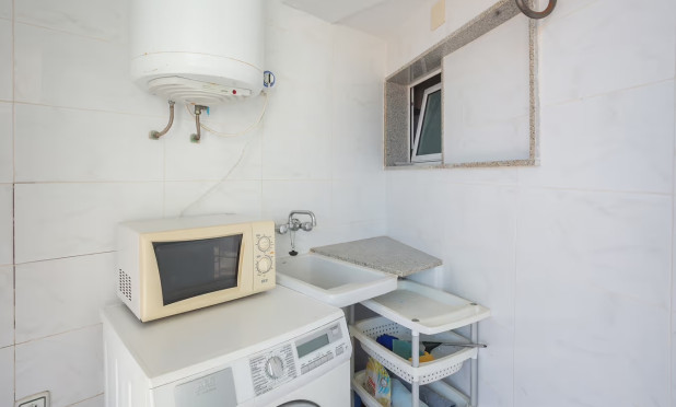 Resale - Apartment / flat - Denia - Les Marines - Las Marinas