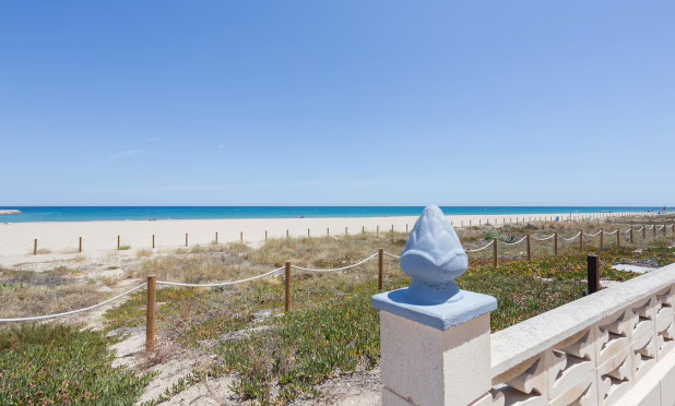 Resale - Apartment / flat - Denia - Les Marines - Las Marinas