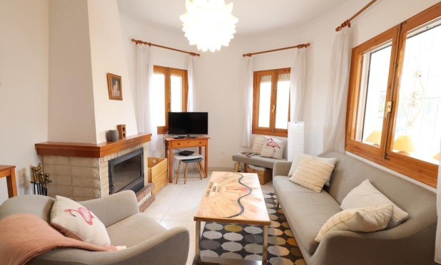 Resale - Villa - Orihuela Costa - Los Almendros-La Florida