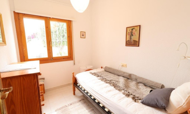 Resale - Villa - Orihuela Costa - Los Almendros-La Florida