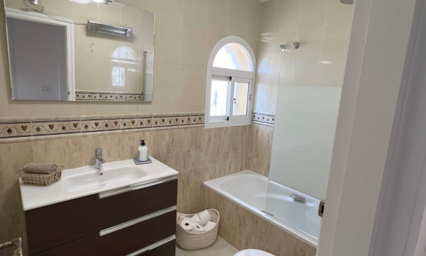 Herverkoop - Finca / Country Property - Orihuela Costa - Villamartín