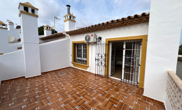 Herverkoop - Finca / Country Property - Orihuela Costa - Villamartín