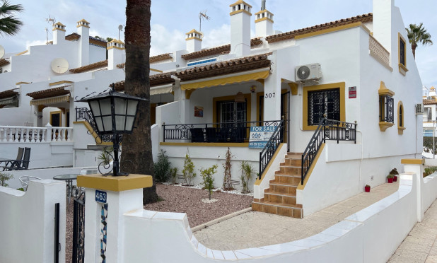 Herverkoop - Finca / Country Property - Orihuela Costa - Villamartín