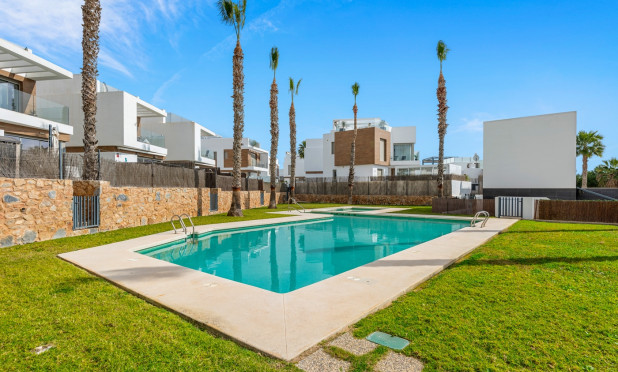 Wiederverkauf - Villa - Orihuela Costa - Villamartín