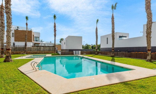 Wiederverkauf - Villa - Orihuela Costa - Villamartín