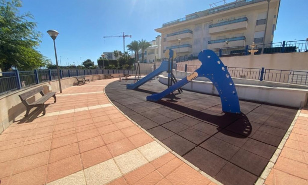 Reventa - Apartamento / piso - Mil Palmeras