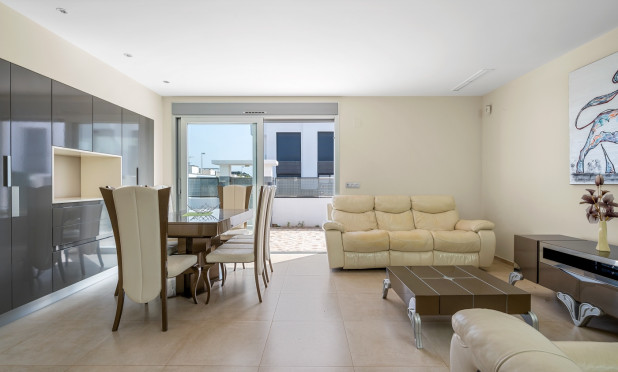 Resale - Villa - Ciudad Quesada